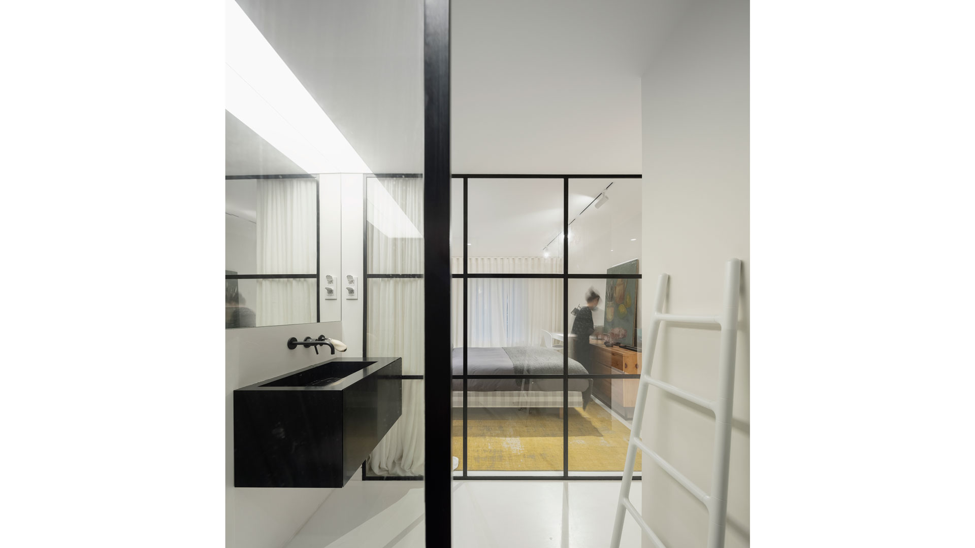 Apartamento na Av. Infante Santo